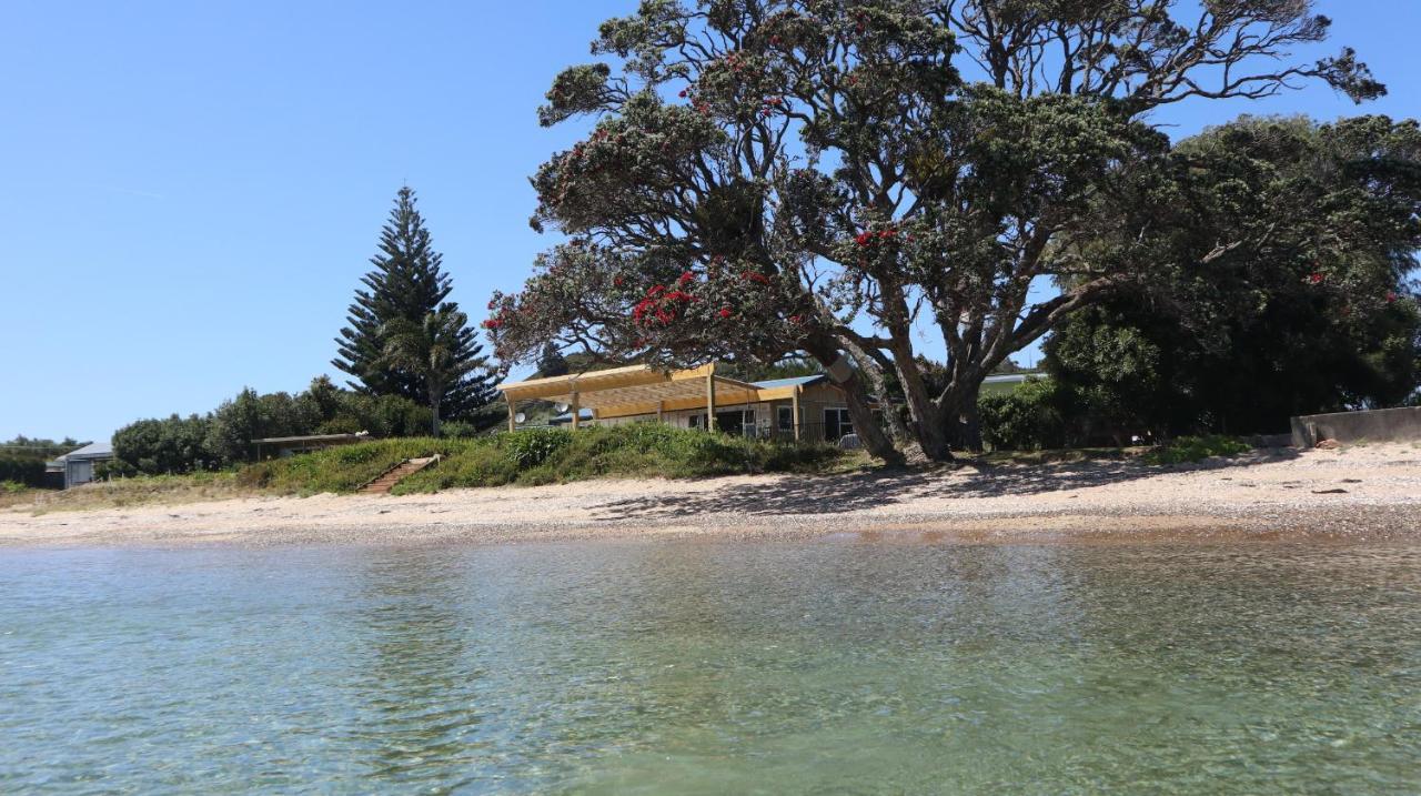 Mount And Surf View Cabin Pataua Extérieur photo