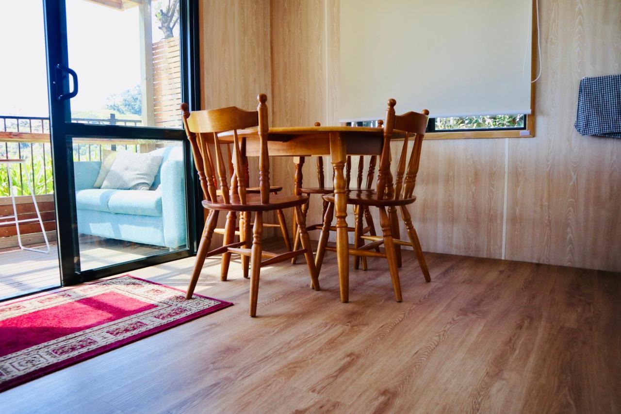 Mount And Surf View Cabin Pataua Extérieur photo