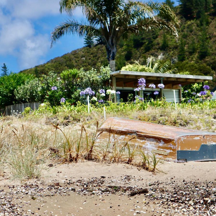 Mount And Surf View Cabin Pataua Extérieur photo