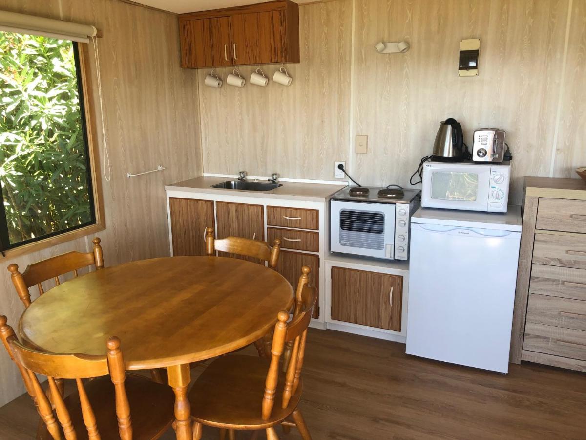 Mount And Surf View Cabin Pataua Extérieur photo